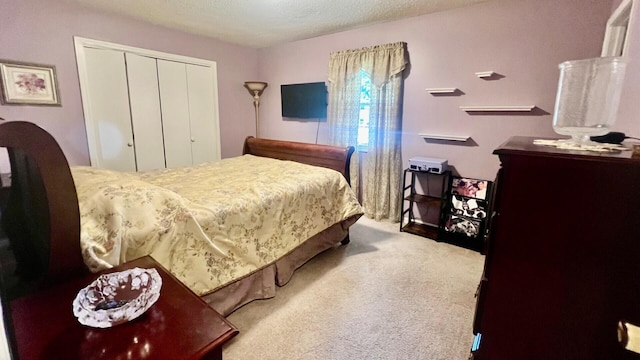 240 N Broadview Ct, Columbia, MO 65201 - carpeted bedroom featuring a closet