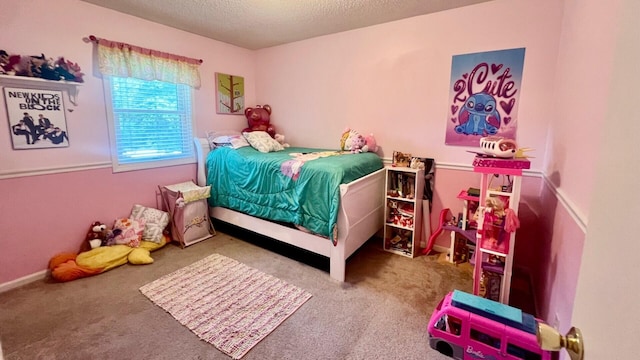 240 N Broadview Ct, Columbia, MO 65201 - bedroom featuring carpet floors and a textured ceiling