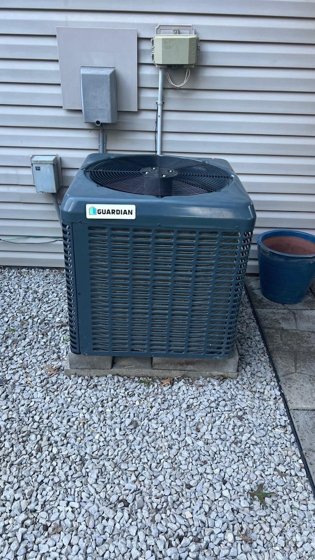240 N Broadview Ct, Columbia, MO 65201 - exterior view of a central air condition unit