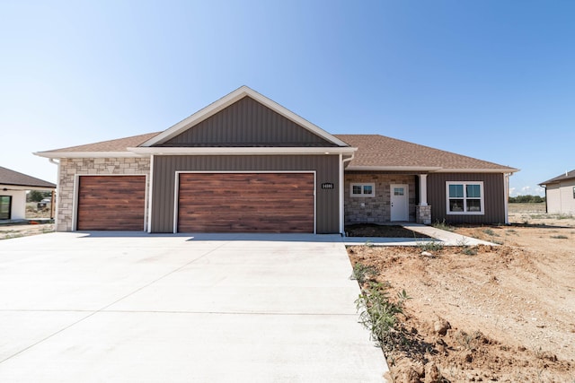 view of front of house featuring a garage