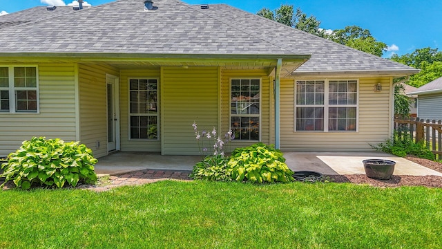 604 Adens Woods Ct, Columbia, MO 65201 - back of house featuring a shingled roof and a porch