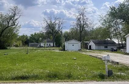 416 Patton St, Moberly MO, 65270 land for sale