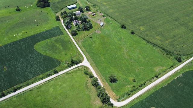 birds eye view of property featuring a rural view