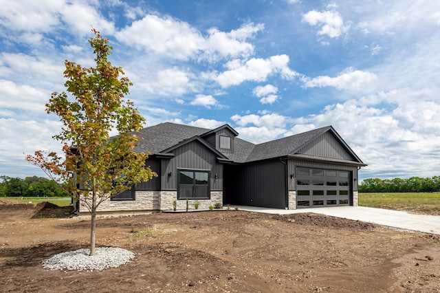 view of front of home featuring a garage