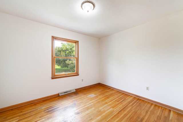 empty room featuring light hardwood / wood-style flooring