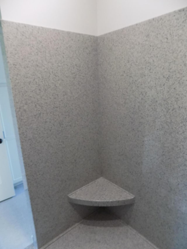 14 Carnival Ln, Centralia, MO 65240 - view of bathroom