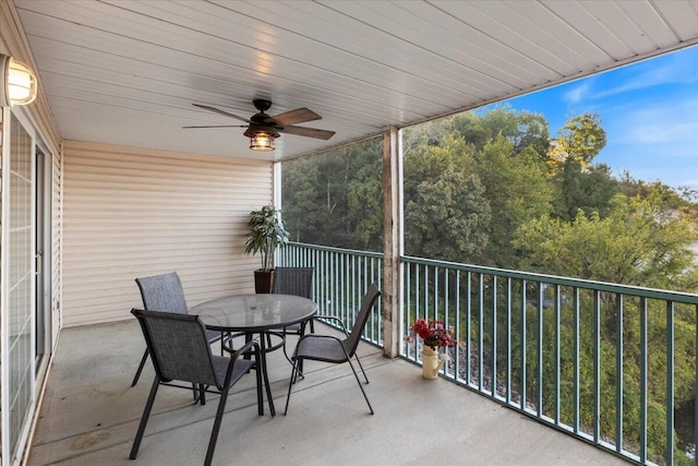 balcony with ceiling fan