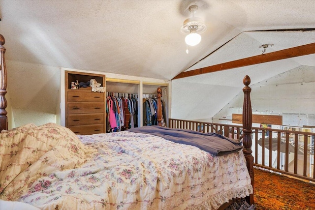 bedroom with ceiling fan, a textured ceiling, and vaulted ceiling