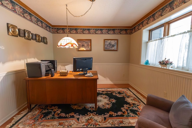 office with hardwood / wood-style floors