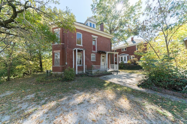 view of front of house