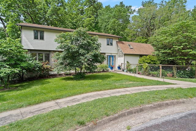 view of front of house with a front lawn