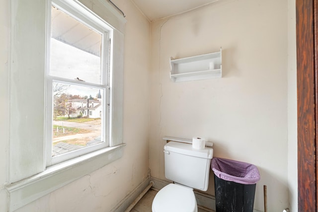 bathroom featuring toilet