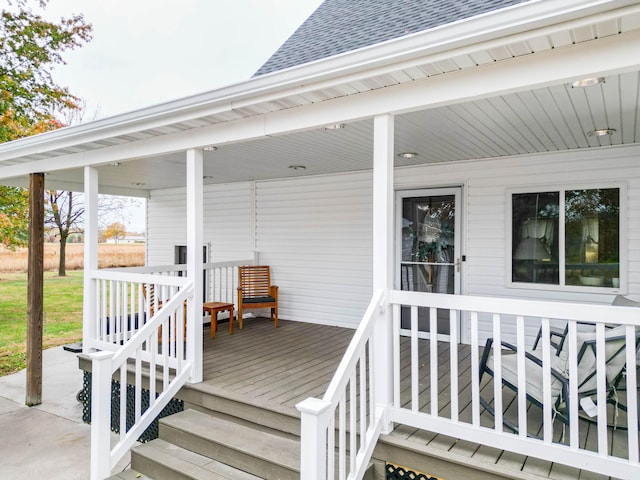 231 State Route W, Fayette, MO 65248 - view of deck