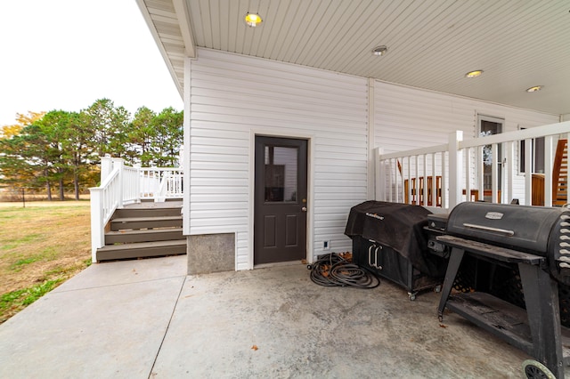 231 State Route W, Fayette, MO 65248 - doorway to property with a patio and a deck