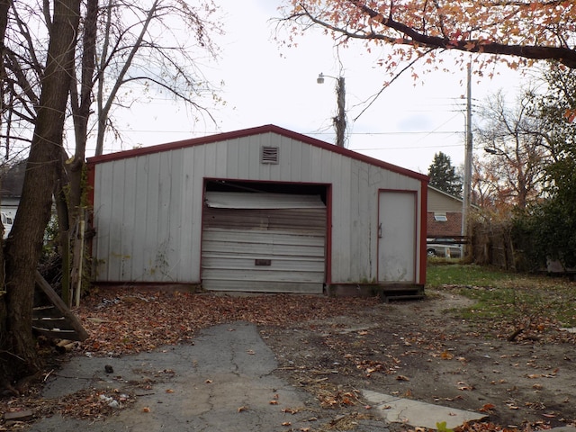 816 W Reed St, Moberly, MO 65270 - photo 2