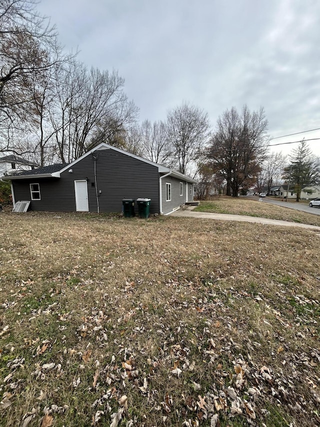 view of side of property