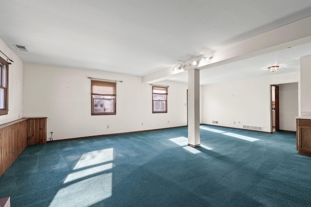 empty room featuring carpet