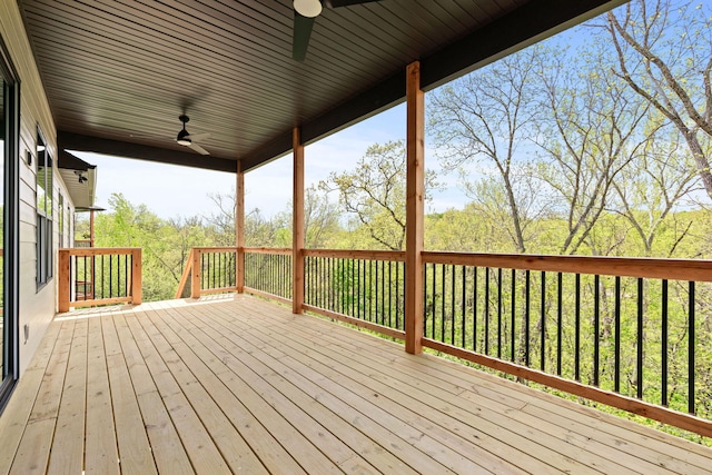 deck with ceiling fan