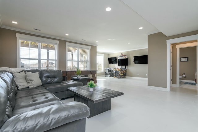 living room featuring baseboards, ornamental molding, visible vents, and recessed lighting