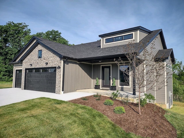 view of front of home with a porch and a front lawn