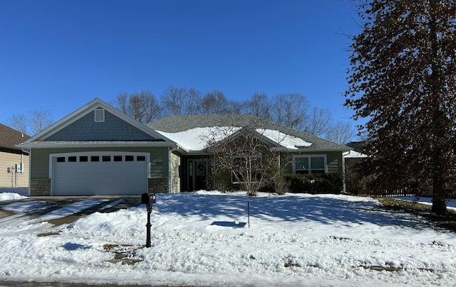 view of front facade with a garage