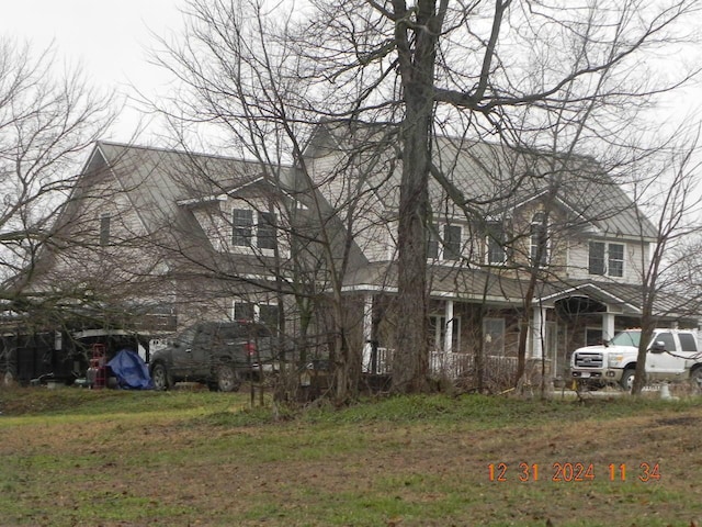 view of home's exterior