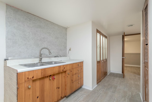 kitchen featuring sink