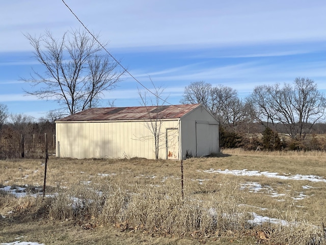 view of outbuilding