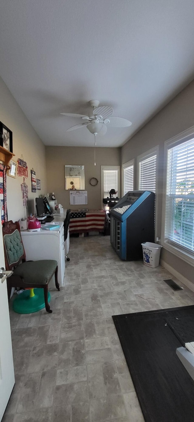 bedroom featuring ceiling fan