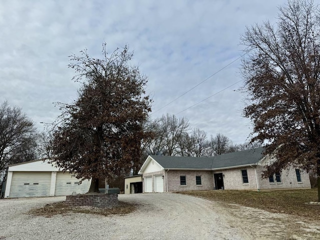 view of front of house featuring a garage