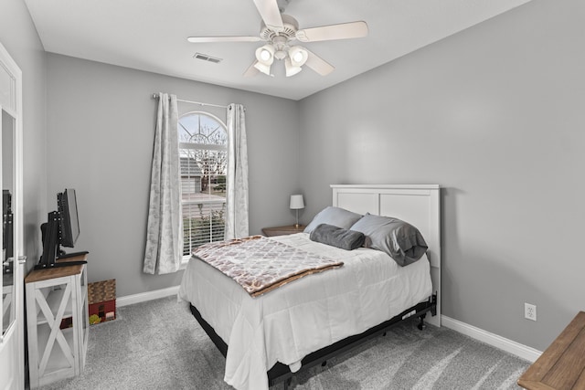 bedroom featuring ceiling fan and carpet flooring