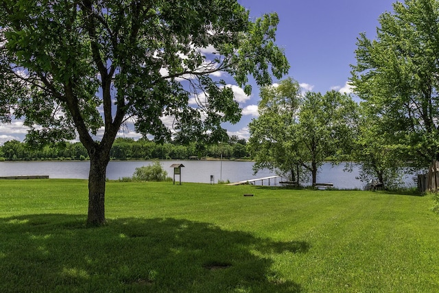 view of yard with a water view