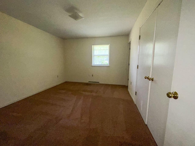 empty room with carpet