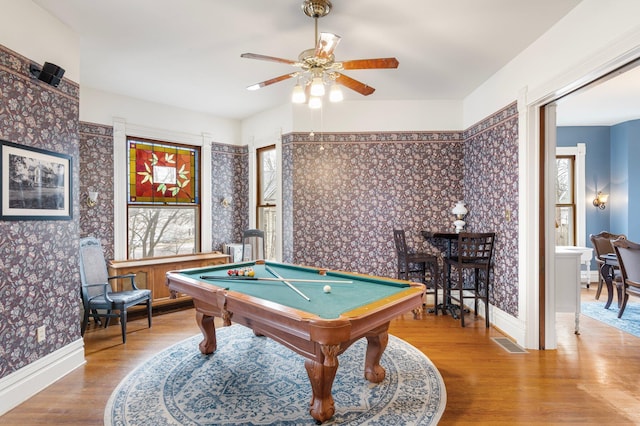 playroom featuring wood-type flooring, billiards, and ceiling fan