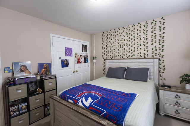 bedroom featuring a closet