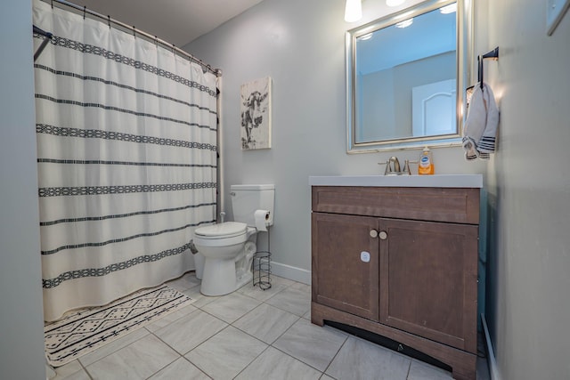 bathroom with tile patterned flooring, baseboards, toilet, a shower with shower curtain, and vanity