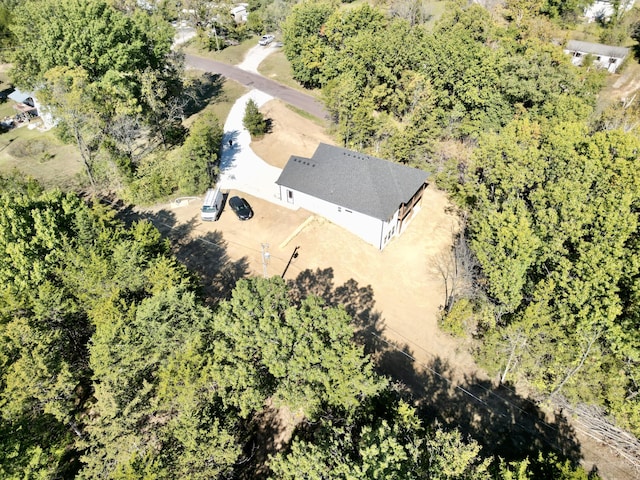 bird's eye view with a forest view