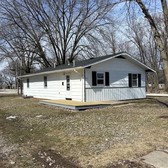 view of front of property with a deck