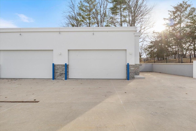 40 US Pl Unit 2B, Sunrise Beach, MO 65079 - garage featuring fence