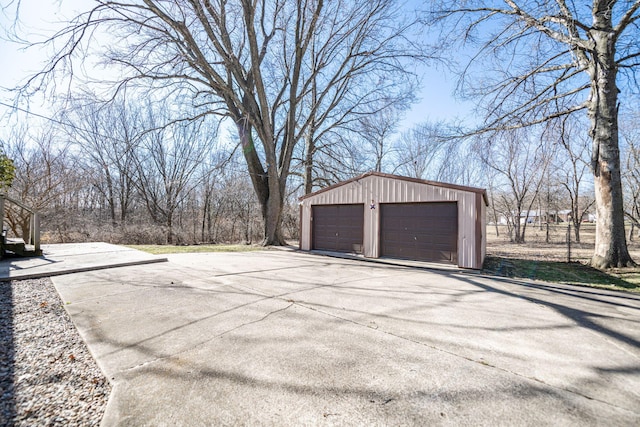 view of detached garage