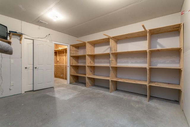 606 Billy Joe Sapp Dr, Ashland, MO 65010 - view of basement