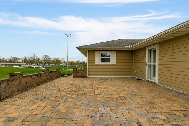 1204 S Walnut Ave, Salisbury, MO 65281 - view of patio / terrace