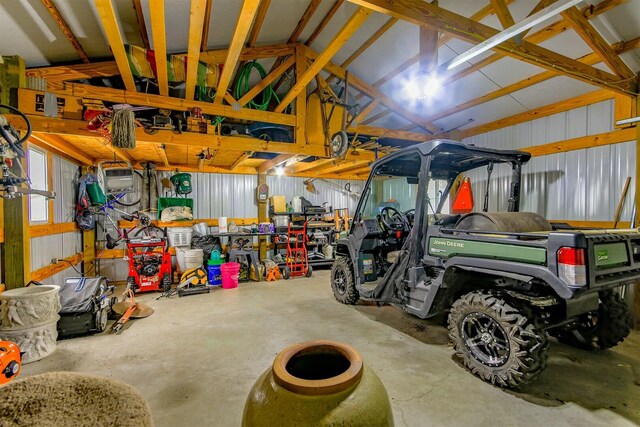 1204 S Walnut Ave, Salisbury, MO 65281 - view of garage
