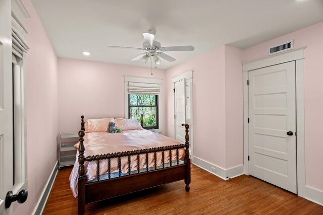 608 Westmount Ave, Columbia, MO 65203 - bedroom featuring baseboards, wood finished floors, ceiling fan, and recessed lighting