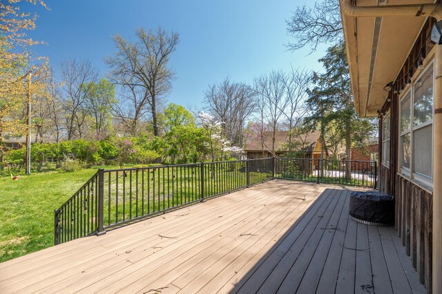 608 Westmount Ave, Columbia, MO 65203 - wooden terrace with a lawn