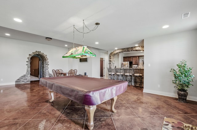 playroom with billiards, recessed lighting, tile patterned flooring, a bar, and visible vents