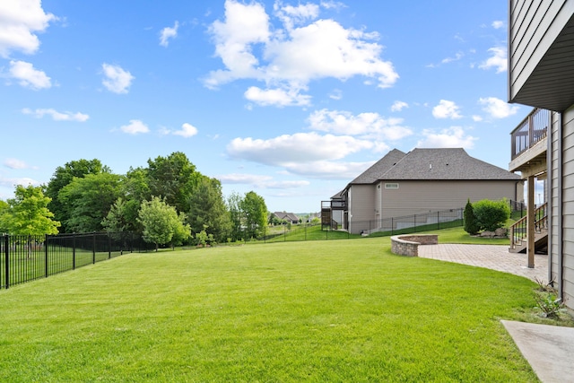 3207 Rivington Dr, Columbia, MO 65203 - view of yard with a patio area