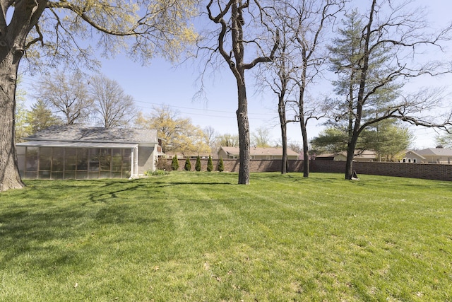 30 Holman Rd, Moberly, MO 65270 - view of yard featuring fence private yard
