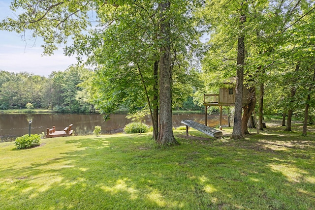 7114 W River Oaks Rd, Columbia, MO 65203 - view of grassy yard with a water view