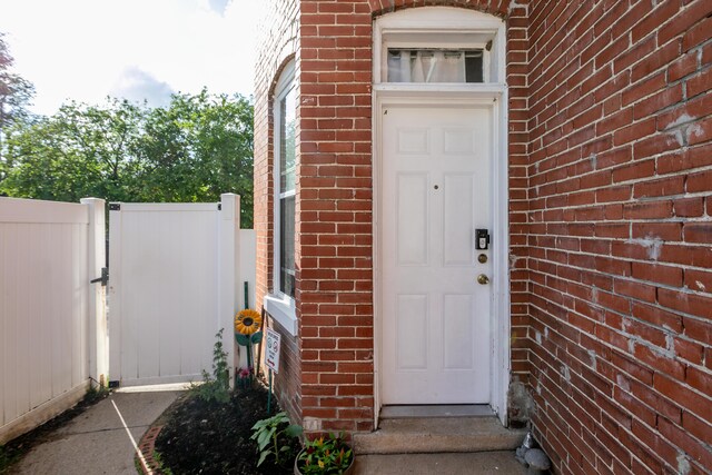 327 Ash St, Jefferson City, MO 65101 - photo 5
